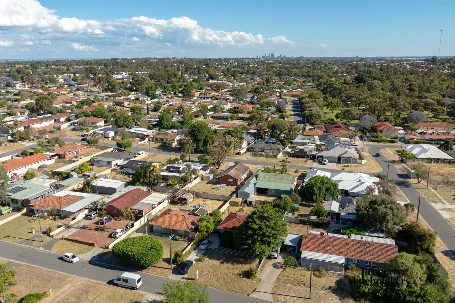 47 Keeley Way, Girrawheen, WA 6064 AUS