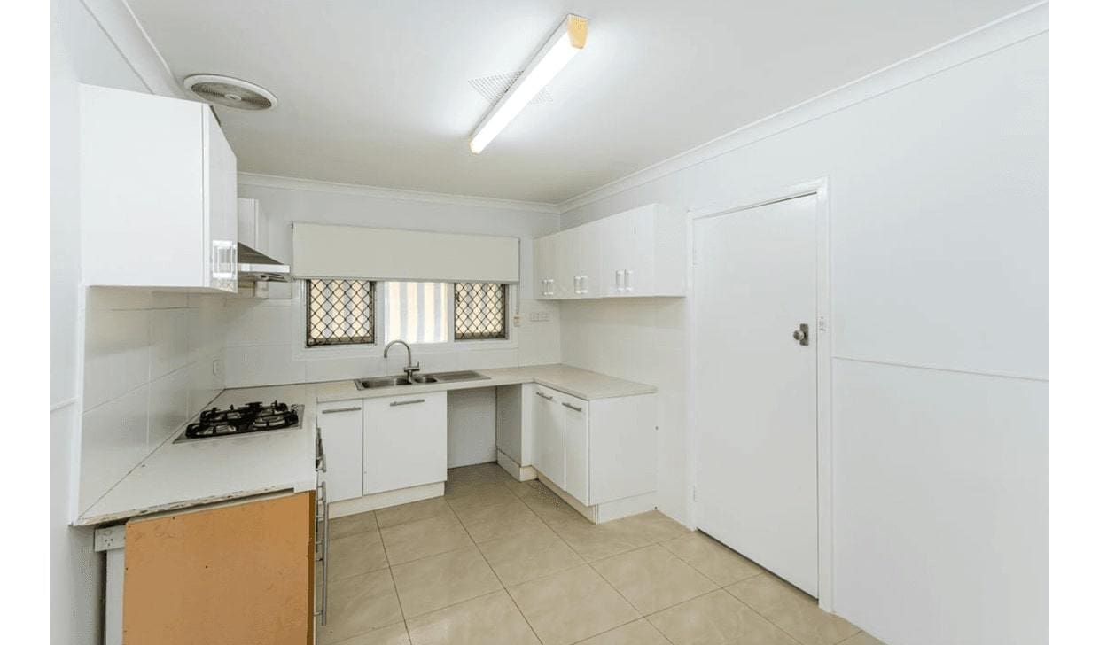 47 Keeley Way, Girrawheen, WA 6064 AUS