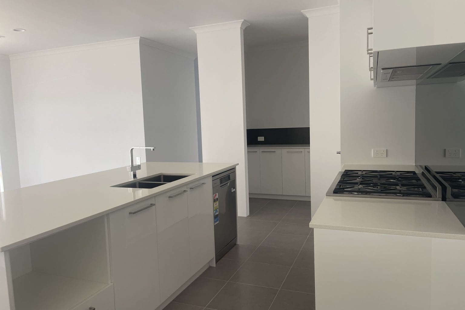 99 Paparone Road, Baldivis, WA 6171 AUS