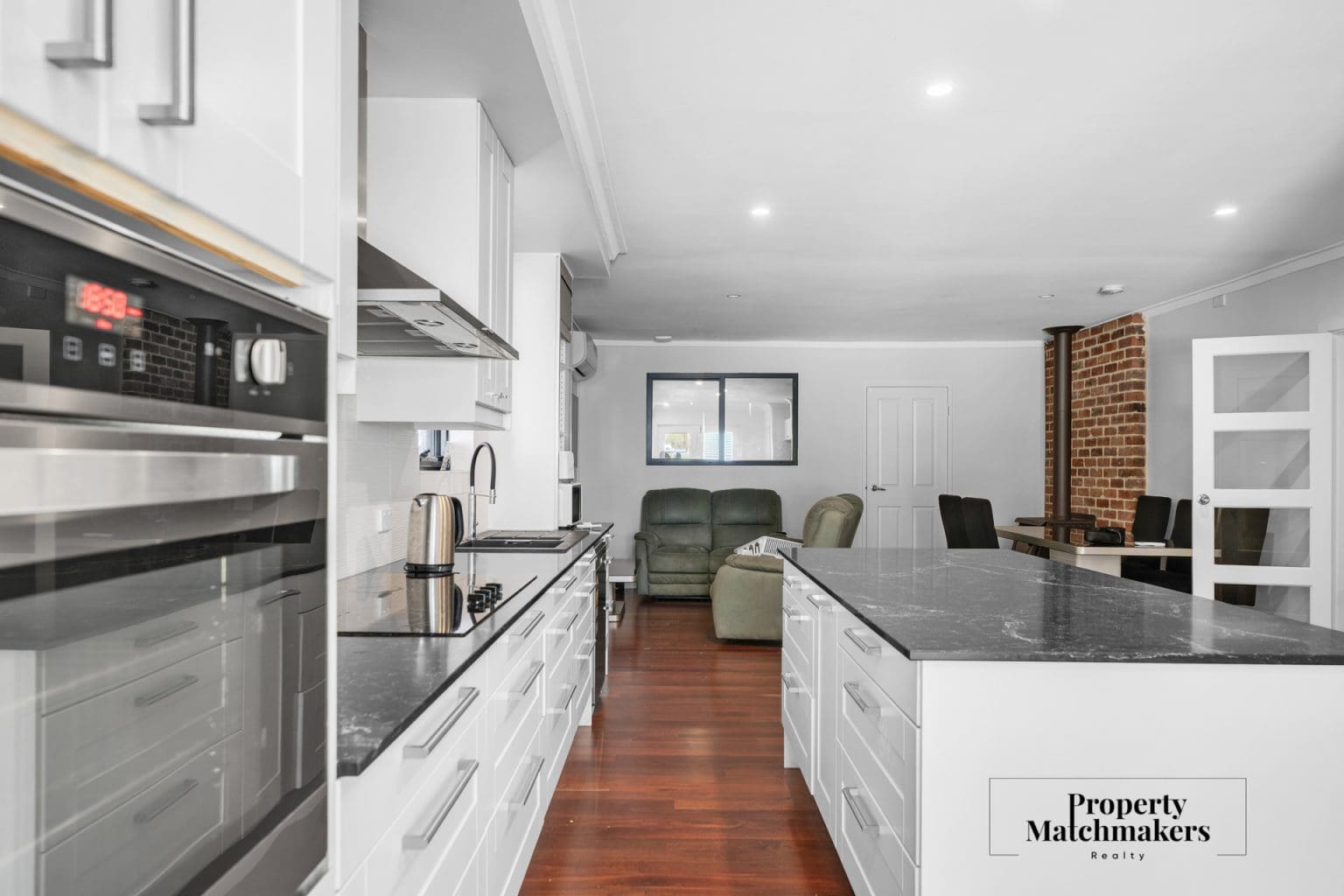 6571 West Swan Road, West Swan, WA 6055 AUS