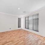 4 Currawong Loop, Treeby, WA 6164 AUS